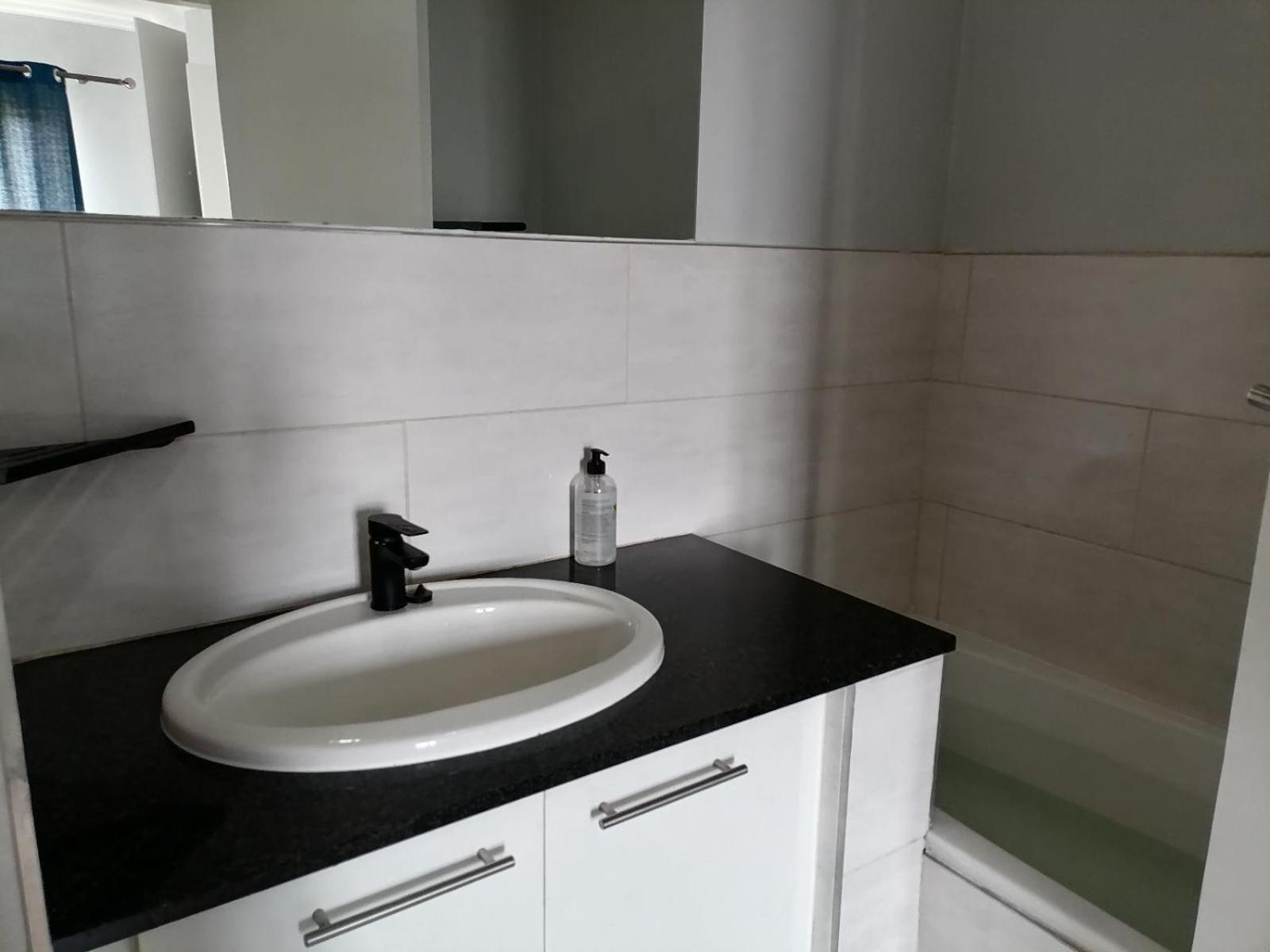 Emabheleni Executive Suites Westpoint Johannesburg Bilik gambar