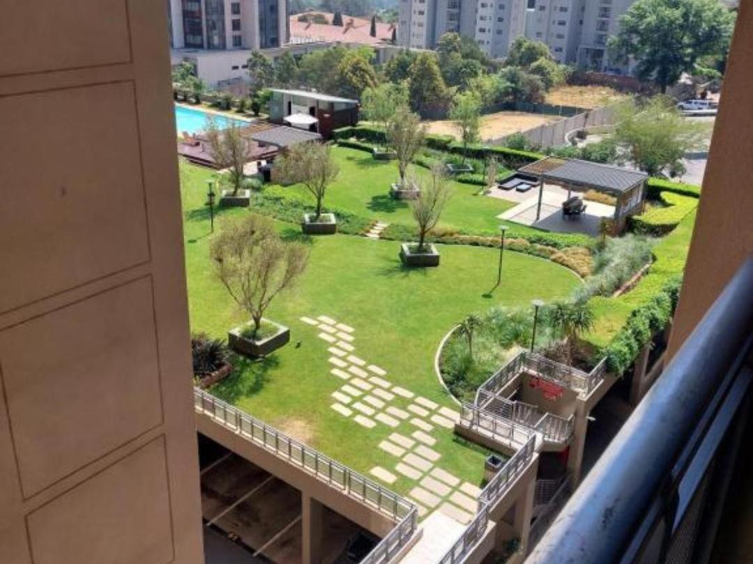 Emabheleni Executive Suites Westpoint Johannesburg Luaran gambar